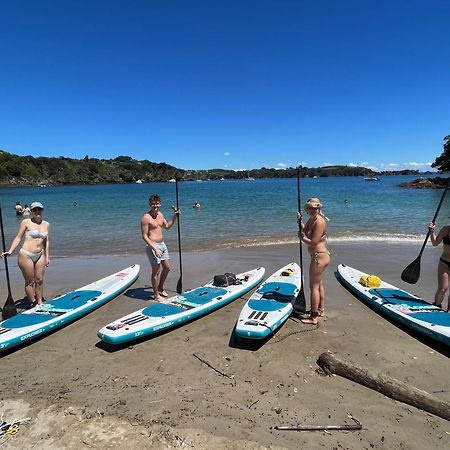 Hekerua Lodge Backpackers Oneroa Exterior foto